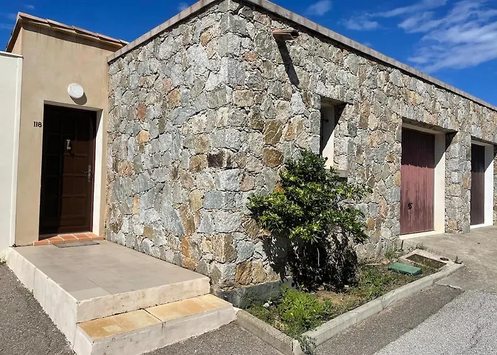 펜션 Capra Scorsa, Maison Avec Privatif Face Lozari, Ile Rousse *