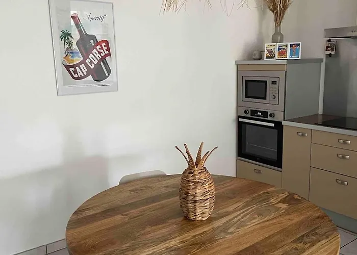 Capra Scorsa, Maison Avec Privatif Face Lozari, Ile Rousse Holiday home *